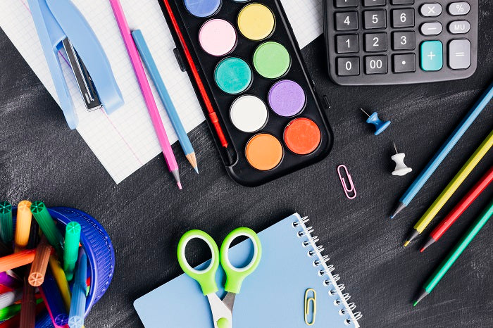 دليل شامل لأنواع القرطاسية وأفضل استخداماتها: اكتشف أدواتك المثالية من سنتركو