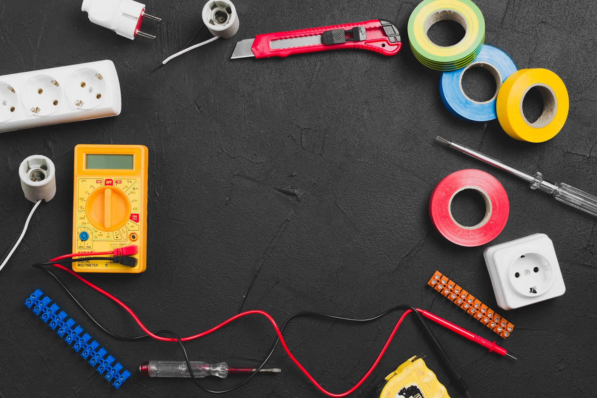 الإلكترونيات: أساسيات الحياة الحديثة وتسهيلاتها