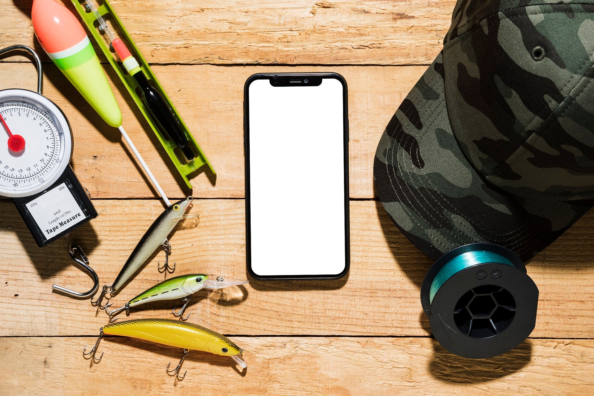 التخييم والرحلات: دليل كامل للتجهيزات الأساسية والمستلزمات من سنتركو